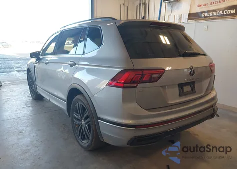 2022 Volkswagen Tiguan 2.0T Se R-Line Black z USA, uszkodzony, nr VIN 3VVCB7AXXNM011573